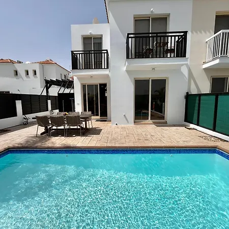 Aphrodites Dream Villa *